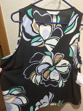 Nine West Black Floral Sleeveless V-Neck Blouse with Mint and Lavender